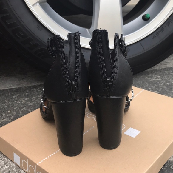 CLASSY!! Interview shoes - Picture 3 of 3